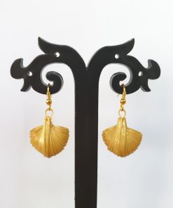 Alternative view of Bamboo Queen Scallop Shape Earrings