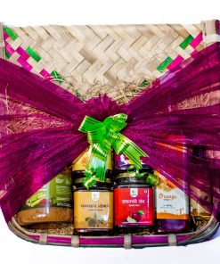 Kitchen Essential Medium Gift Basket